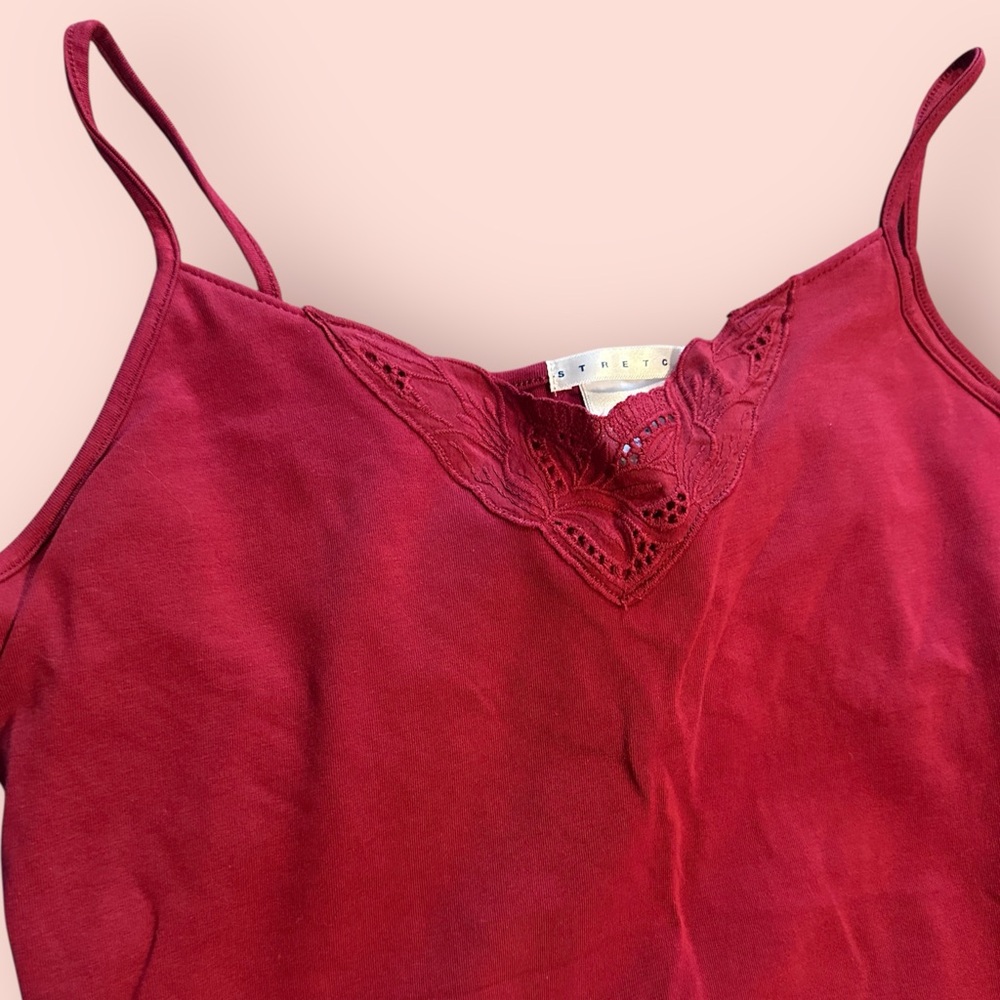 Women's Old Navy Stretch Brick Red Camisole Top With Neckline Detail Size Medium - Picture 3 of 7
